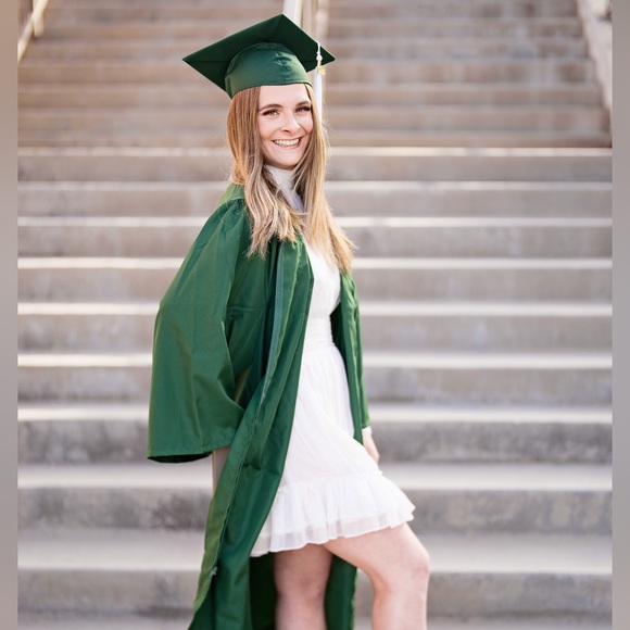 Meet your Posher, Baylee - Picture 1 of 1